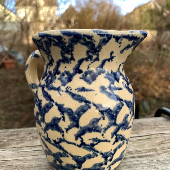 Robinson Spongeware 1 Pint Pitcher - Picture 6 of 8